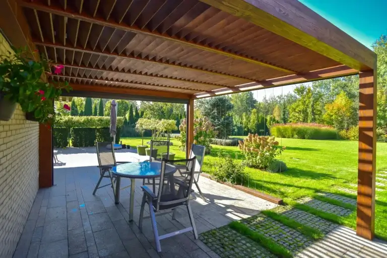 Terrassenüberdachung aus Holz